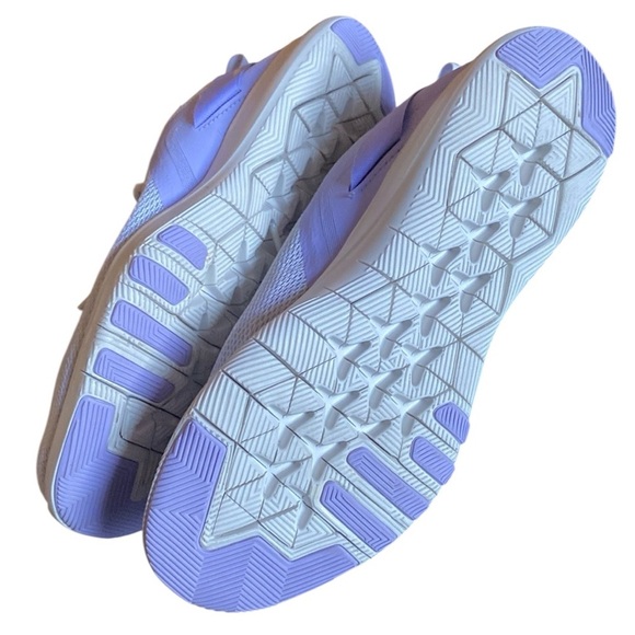 Nike White and Purple Minimalist Sneakers - Picture 5 of 6